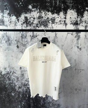 BALENCIAGA IN STOCK белая 2140655 фото