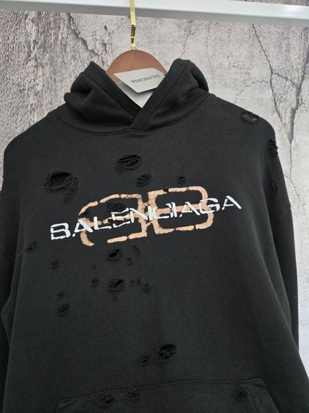 Худі BALENCIAGA LUX Hud005 5483960s5 фото